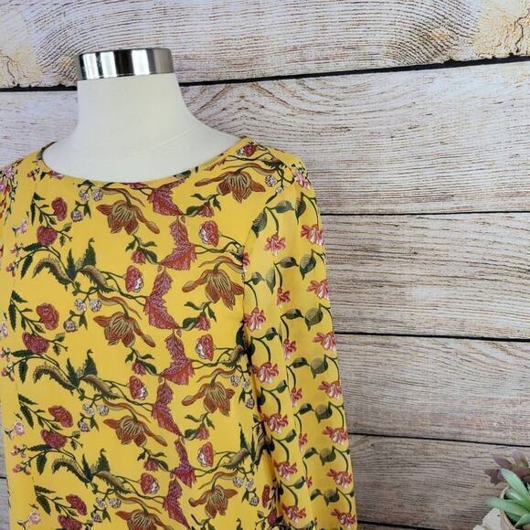 Max Studio Angel Sleeve Yellow Floral Lined Blouse Size Small - Picture 3 of 9